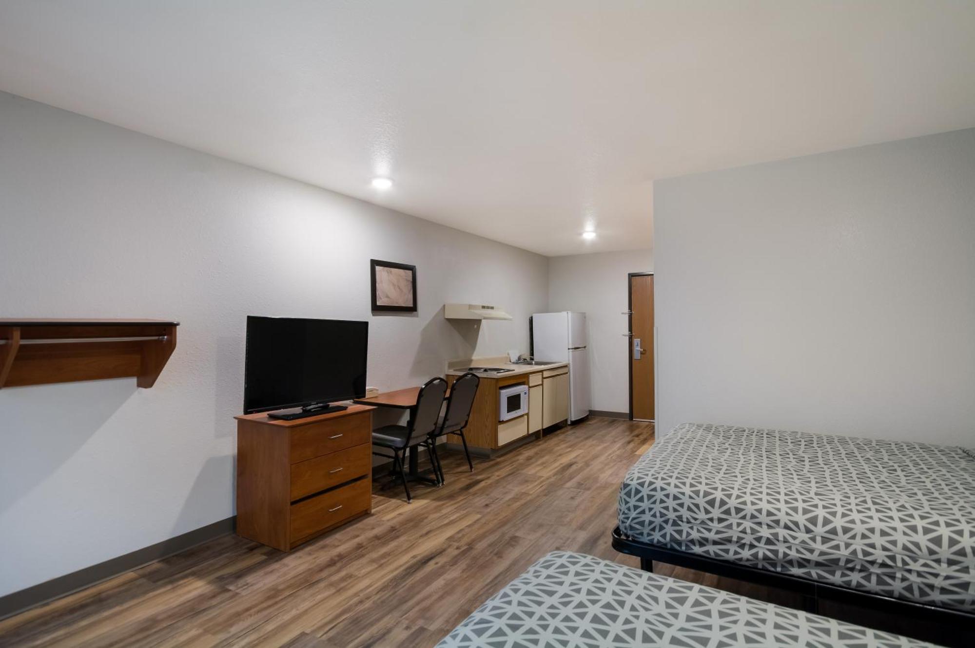 Woodspring Suites Lexington Southeast Exterior foto
